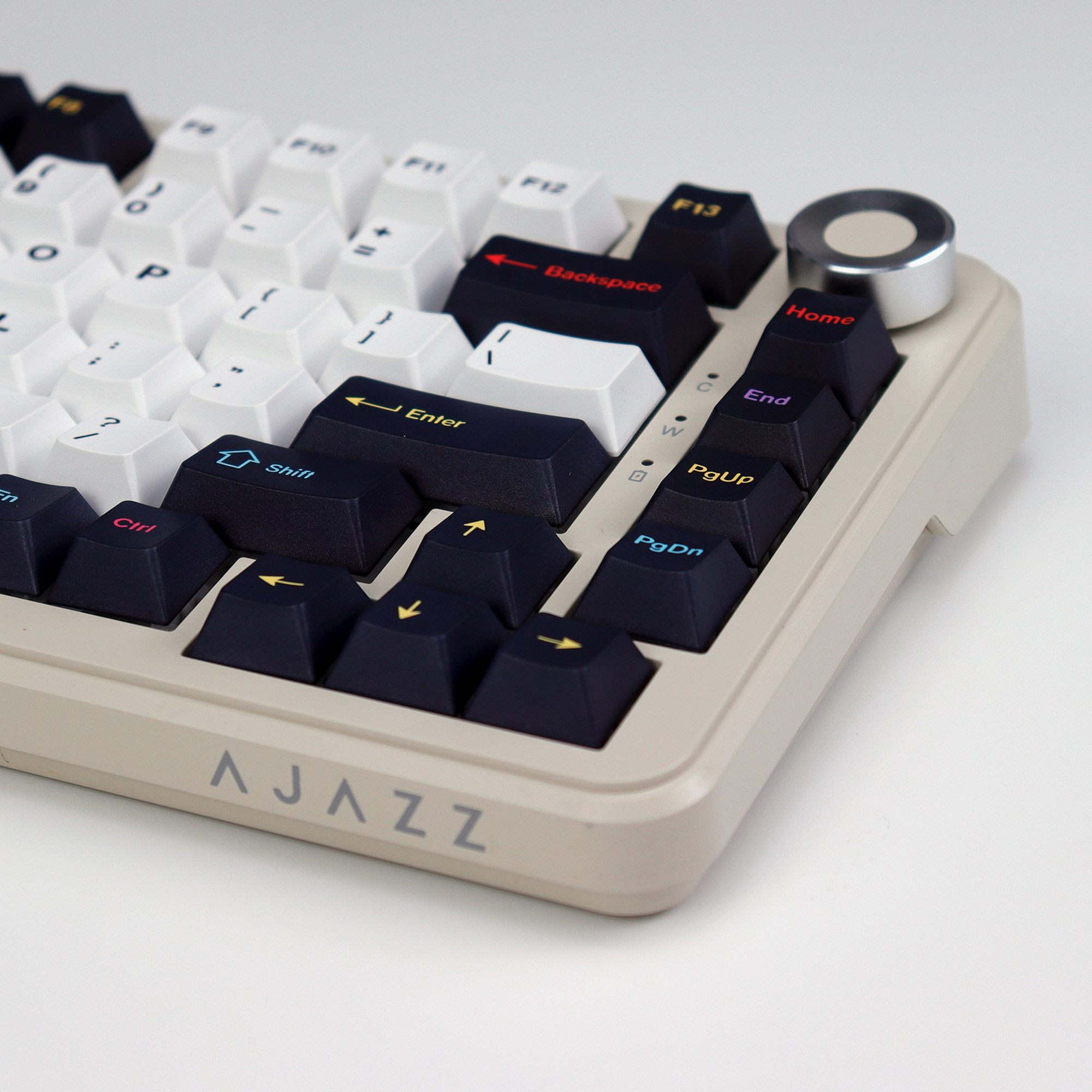 KBDiy GMK Colorchrome Keycaps  - đánh giá và giá Gaming Keyboard No Number Pad